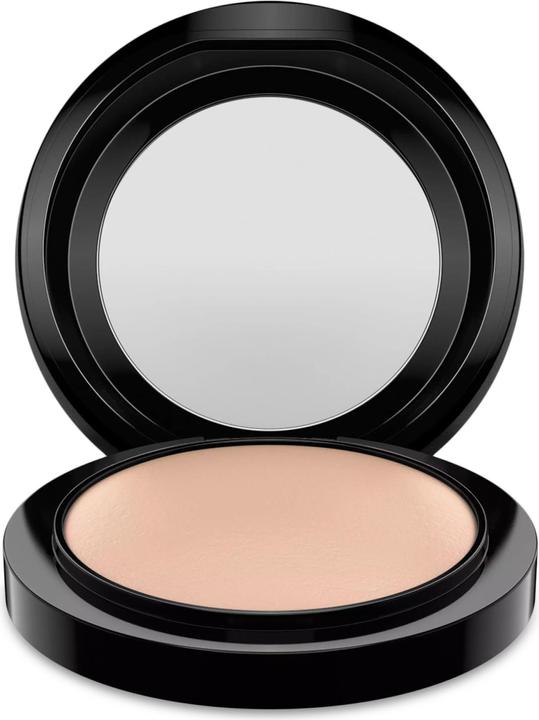 MAC Cosmetics Mineralize Skinfinish (Medium Plus)