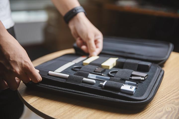 Actual product image tomtoc A06 (12.9") Tablet Case (iPad Pro 12.9 2020 (4. Gen), Microsoft Surface Pro X, XPS 13)