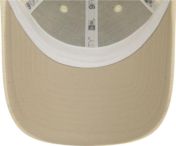 Produktbild New Era 9Forty Damen Sherpa Cap - COSY NY Yankees hellbeige