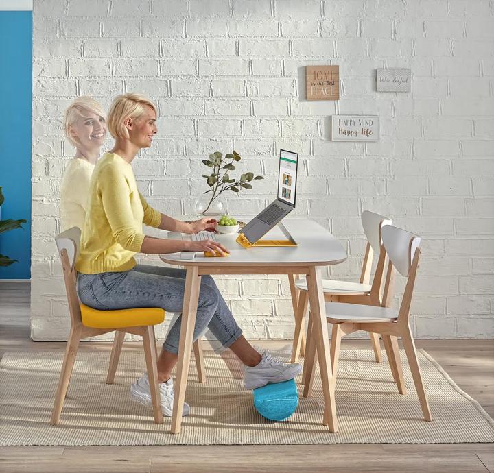 Actual product image Leitz Ergo Cosy footrest (26 x 14 x 40.5 cm)