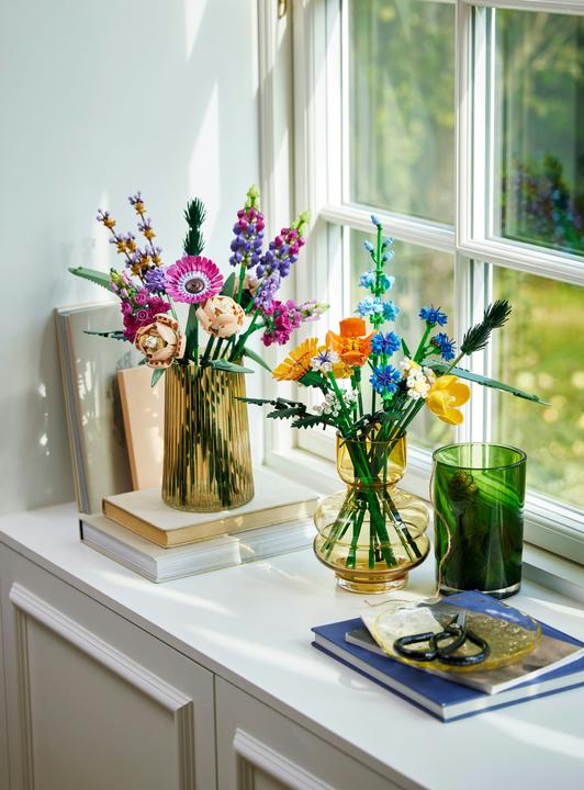 Actual product image LEGO Wildflower Bouquet (10313, LEGO Icons, LEGO Botanical)