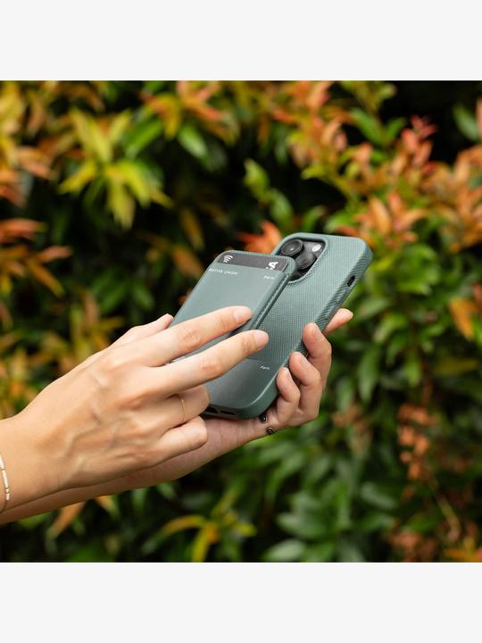 Actual product image Native Union ReClassic Case (Apple iPhone 15 Pro)