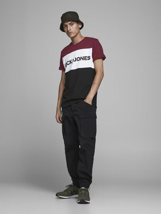 Produktbild Jack & Jones Logo blocking (M)