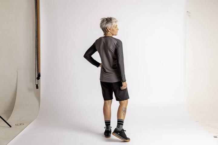Actual product image iXS Women's Flow XTG long Sleeve Henley (40)