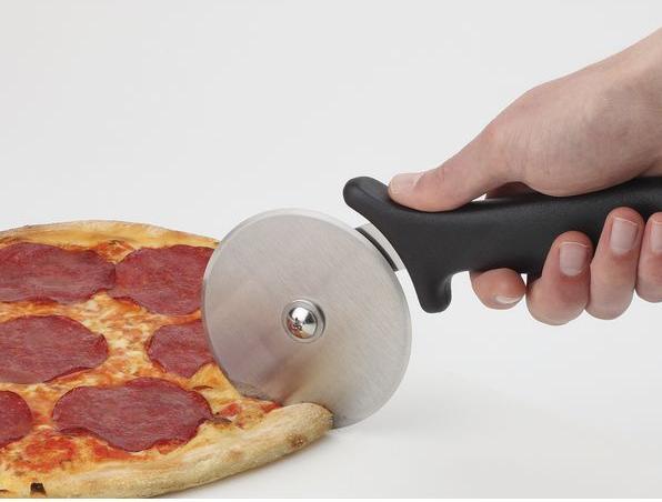 Actual product image APS TOOLTIME" pizza cutter