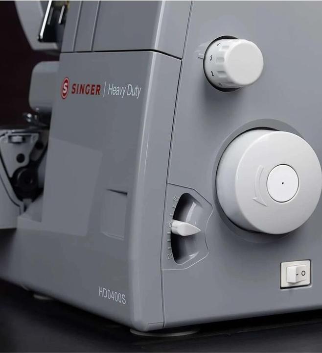 Actual product image Singer Overlock HD0405S szary