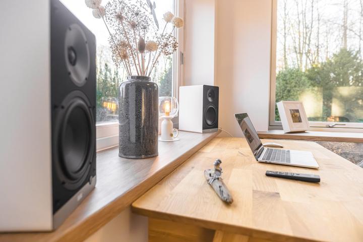 Produktbild ELAC Debut ConneX DCB61