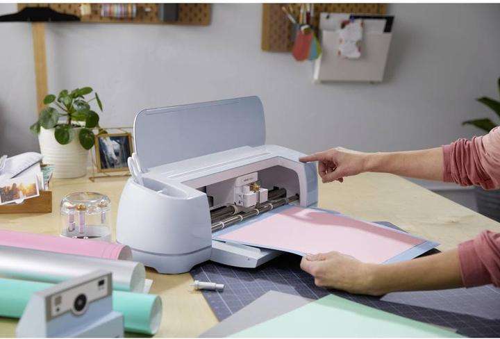 Actual product image Cricut ™ Maker 3 + Materials Bundle Schneideplotter-Set