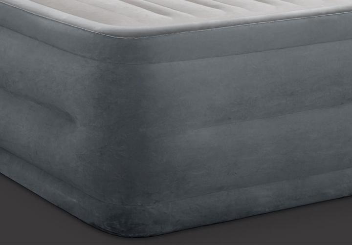 Actual product image Intex Comfort-Plush Airbed (150 x 200 cm)