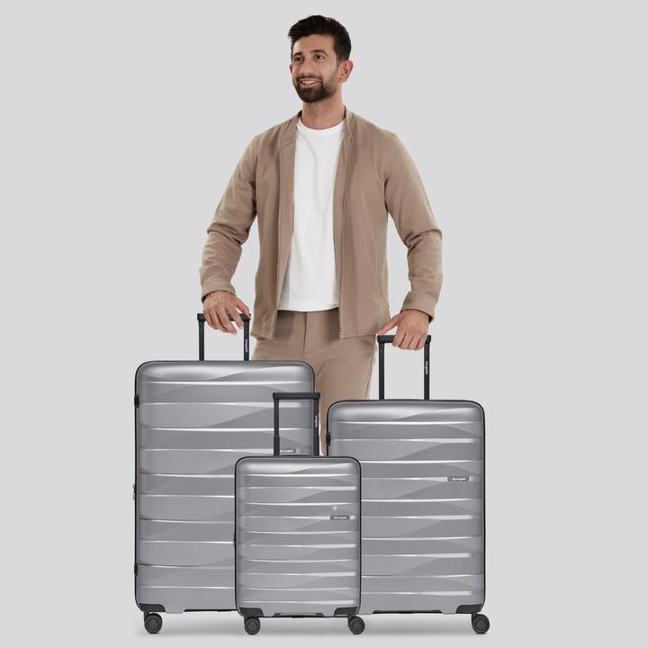 Actual product image Bergpfeil Travel 4-wheel suitcase set, 3-piece, with stretch fold (228 l, XL (from 140l))