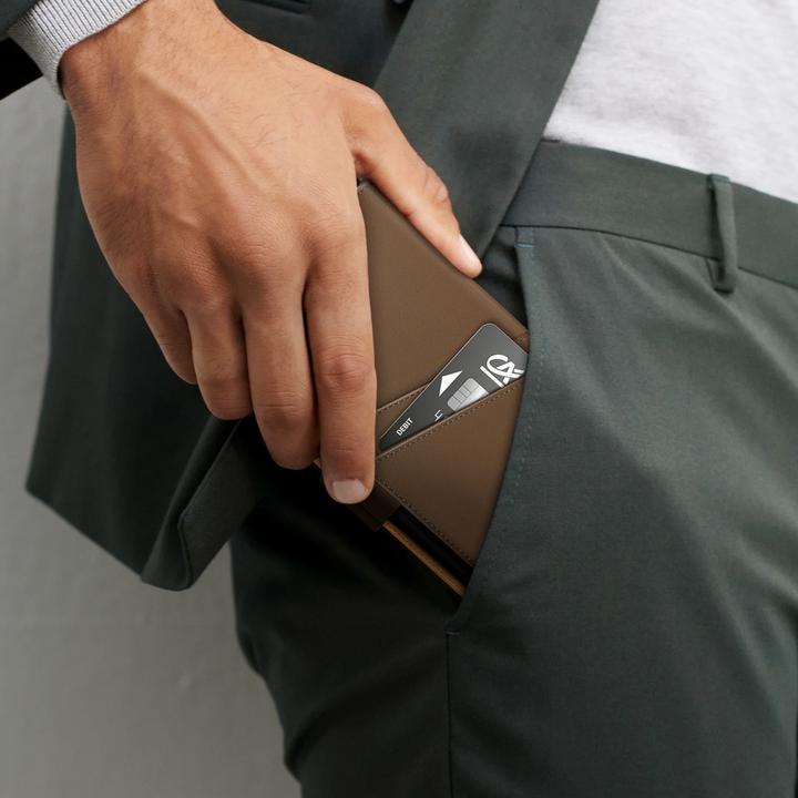 Produktbild iDeal Of Sweden Atelier Wallet Series (Apple iPhone 13 Pro)