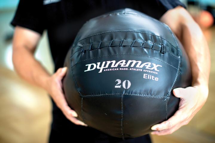 Actual product image Dynamax Medicine ball elite (2 kg, 350 mm)