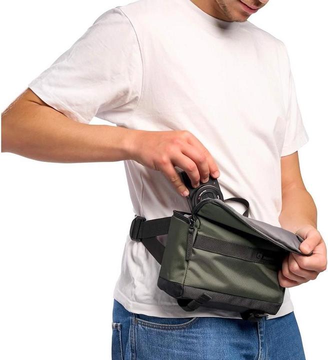 Actual product image Manfrotto Street Waist Bag (Camera shoulder bag, 2 l)
