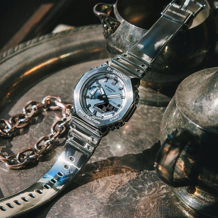Produktbild Casio GM-2100YM-8AER (Analoguhr, Chronograph, 49.30 mm)