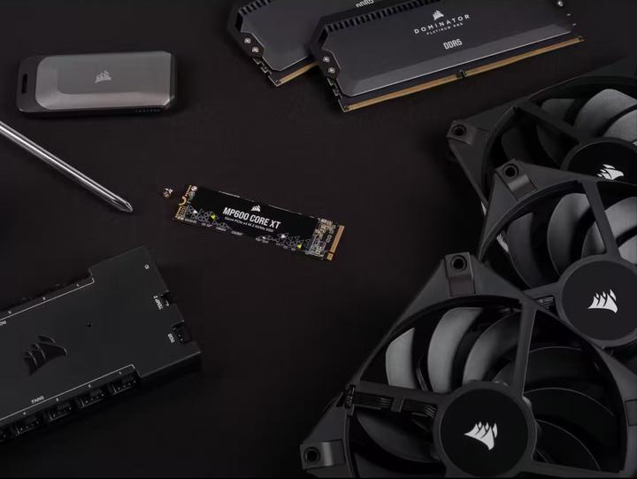 Image du produit Corsair MP600 CORE XT (4000 Go, M.2 2280)