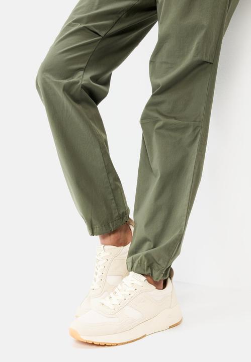 Actual product image Camel Active Casual Pants aus einem Baumwollmix (32)