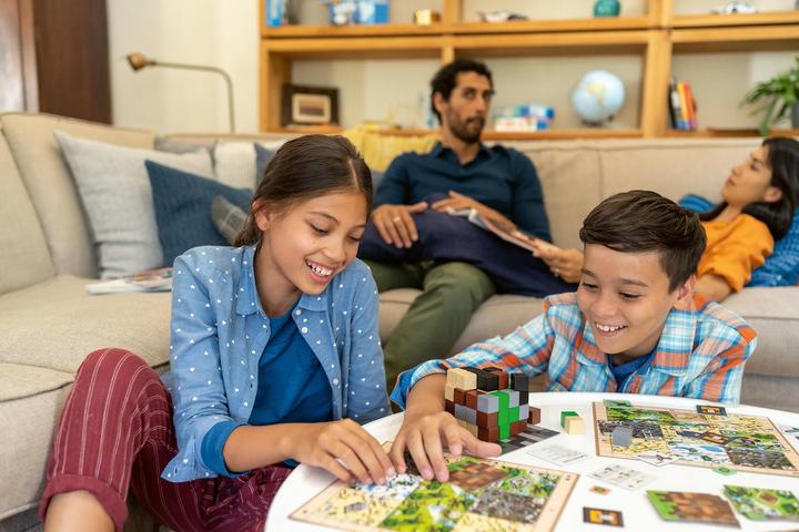Immagine prodotto Ravensburger gioco da tavolo Minecraft Builders & Biomes (LT, LV, EE), 27088 (Lettone, Lituano, Estone)