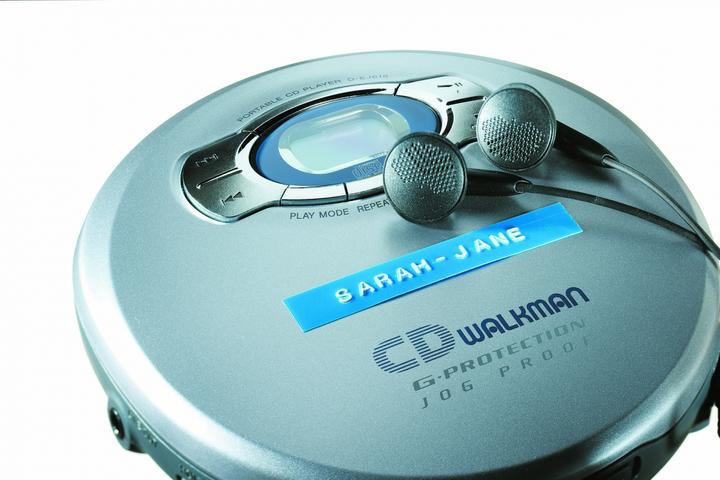 Actual product image Dymo Junior embossing and labelling machine for home use