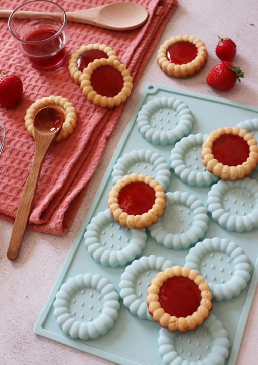 Actual product image ScrapCooking Silicone baking tin for 11 tartlets