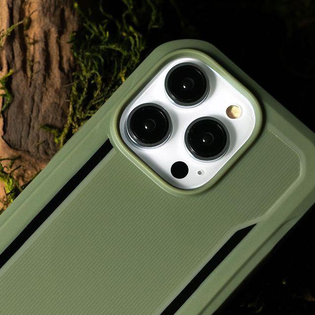 Actual product image X-Doria Raptic Fort Case iPhone 14 Case with Black MagSafe Armored Cover (Apple iPhone 14)
