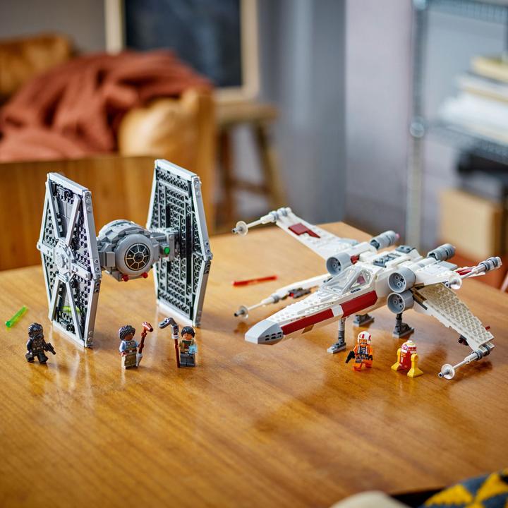 Produktbild LEGO Mashup aus TIE Fighter & X-Wing (75393, LEGO Star Wars)