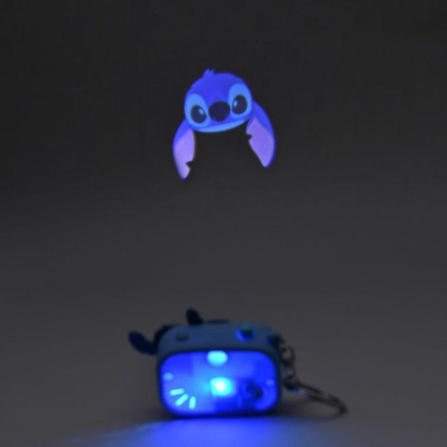 Image du produit Disney Stitch Schlüsselanhänger mit Lichtprojektionskamera