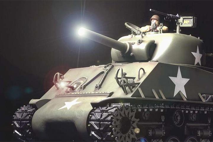 Actual product image Tamiya M4 Sherman 105mm How. (Kit)