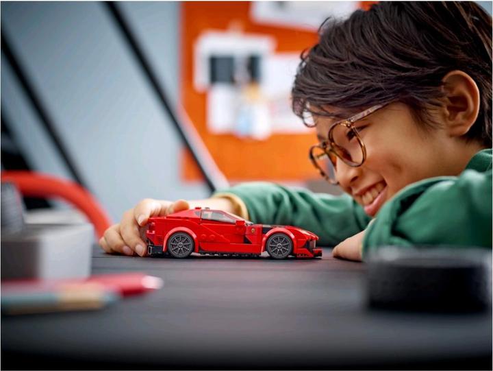 Image du produit LEGO Ferrari 812 Competizione (76914, LEGO Speed Champions)