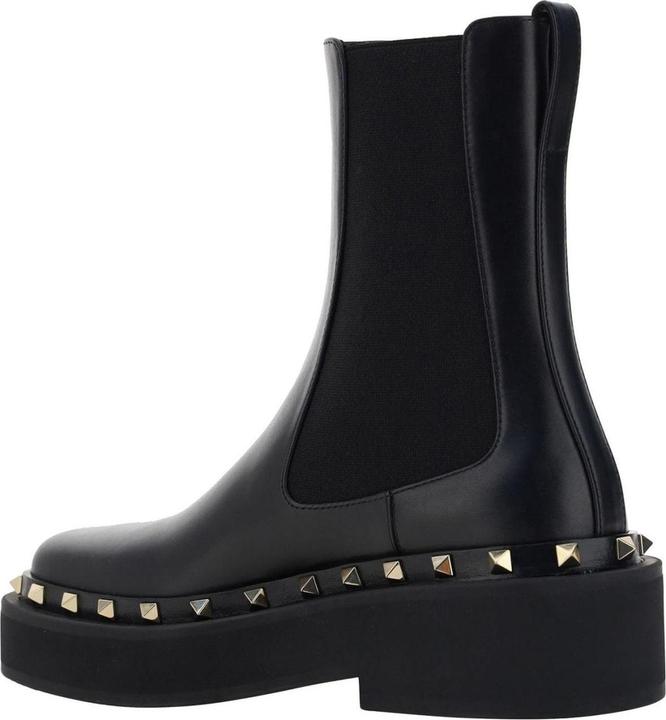Valentino Garavani Rockstud M-Way Ankle Boots (36)