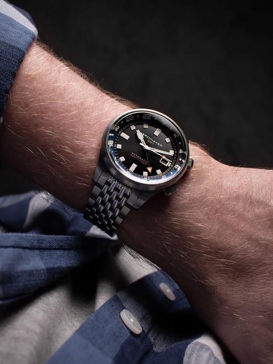 Actual product image Spinnaker SP-5121-66 Bradner GMT (Analogue wristwatch)