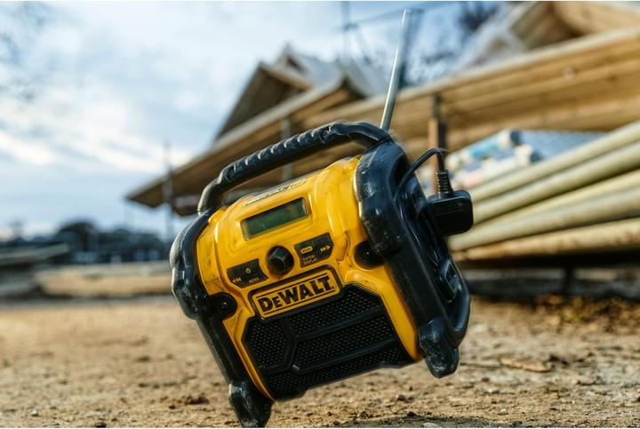 Productafbeelding DeWalt DCR020 (FM, DAB+)