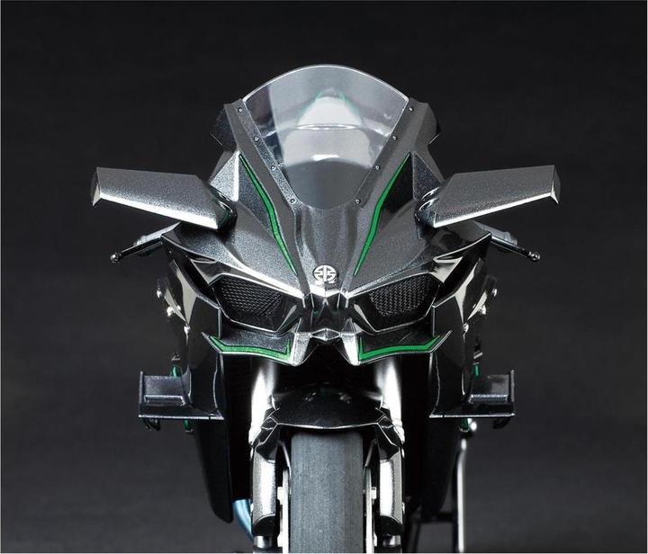 Actual product image Tamiya Kawasaki Ninja H2R
