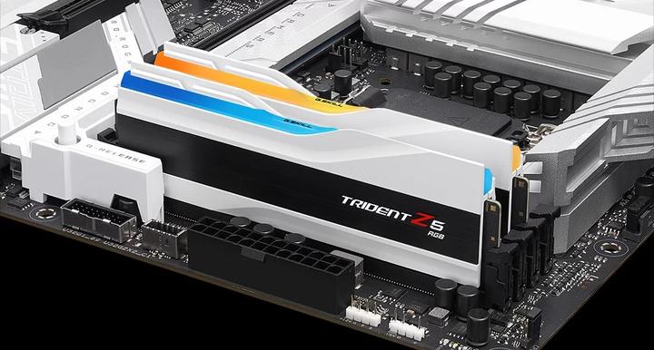 Produktbild G.Skill Trident Z5 CK RGB (2 x 24GB, 8200 MHz, DDR5-RAM, DIMM)