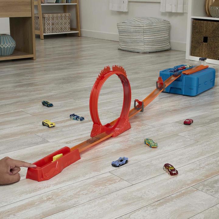 Actual product image Hot Wheels Track Builder Stunt Pack