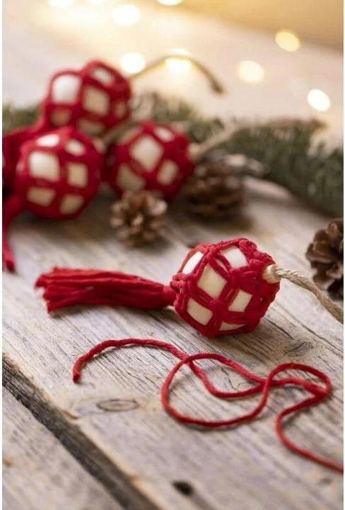 Actual product image Creativ Company Craft Set Christmas Balls Macrame