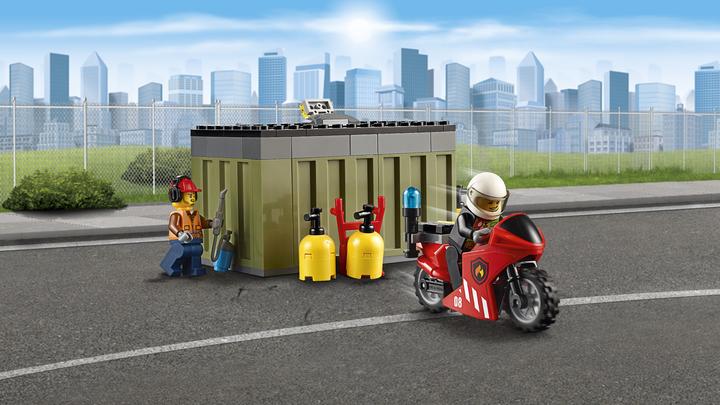 Actual product image LEGO Fire brigade fire-fighting unit (60108, LEGO City)