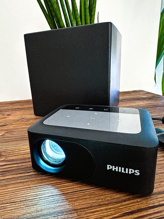 Productafbeelding Philips Projector NeoPix 110, HD 720p, 100 ANSI lumen, Zwart, EAN - 7640186967785 (HD, 100 lm, 1.47:1)