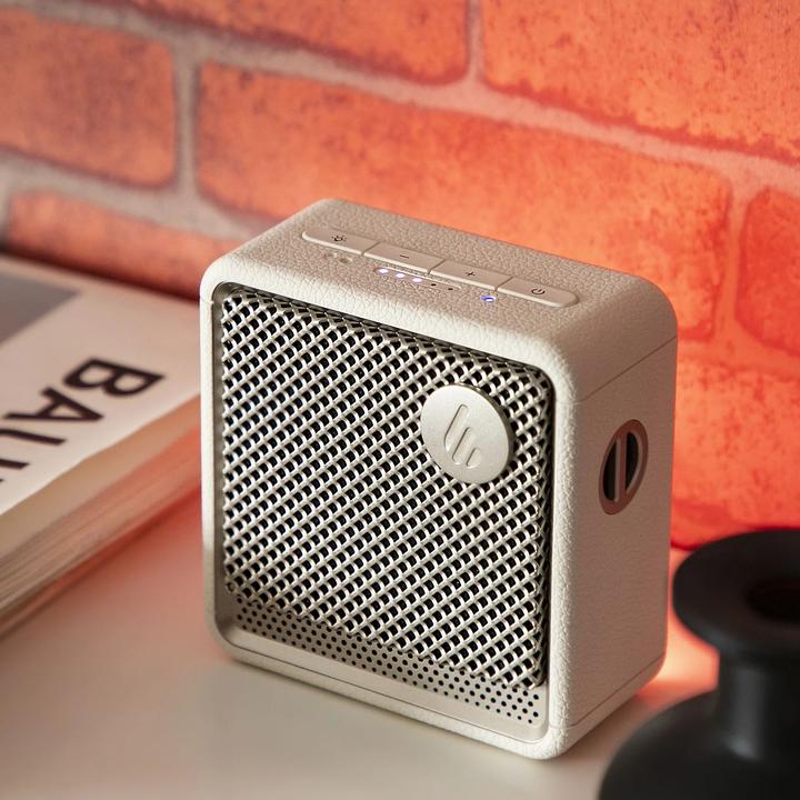 Actual product image Edifier ES20 Bluetooth Speaker (beige) (15 h)