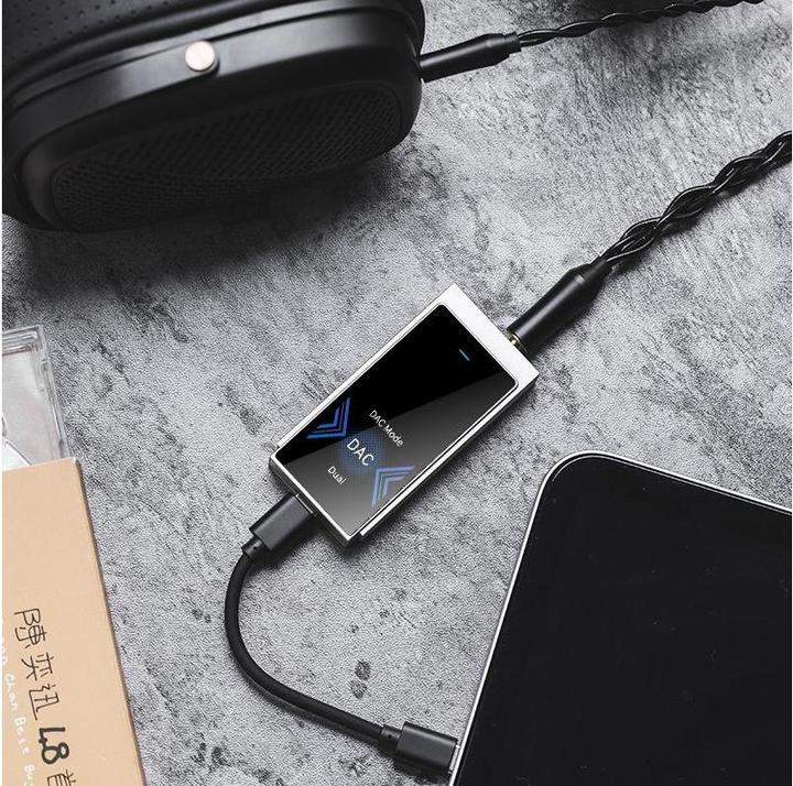 Actual product image Shanling UA6 (USB-DAC, Display, gain switch)