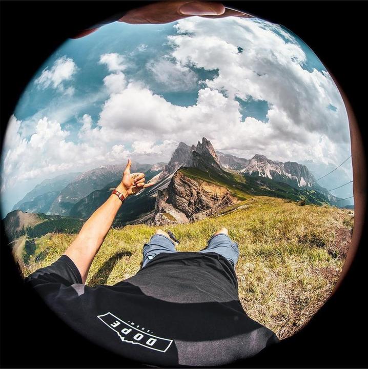 Actual product image Venus Optic Fixed focal length Laowa 4 mm 1:2.8 Fisheye (L-Mount, APS-C / DX)