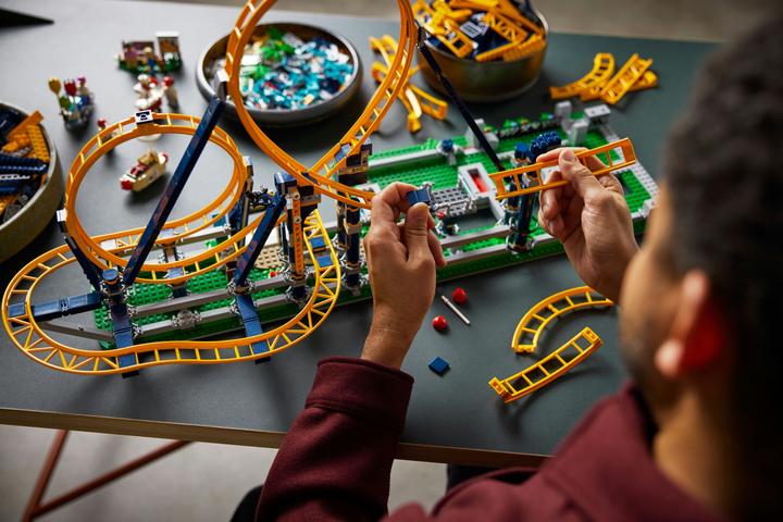Actual product image LEGO Looping roller coaster (10303, LEGO Icons, LEGO Rare Sets)