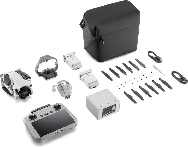 Produktbild DJI Mini 4 Pro Fly More Combo (34 min, 249 g, 48 Mpx)
