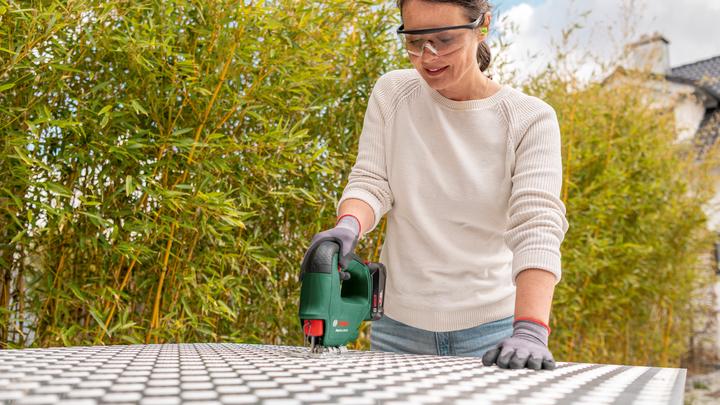 Productafbeelding Bosch Home & Garden EasySaw 18V-70