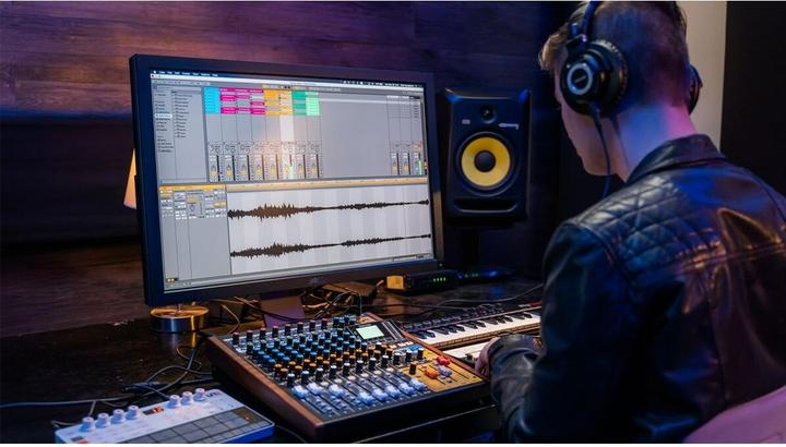Produktbild Tascam Mischpult Model 12 (Studio- und Livemixer)