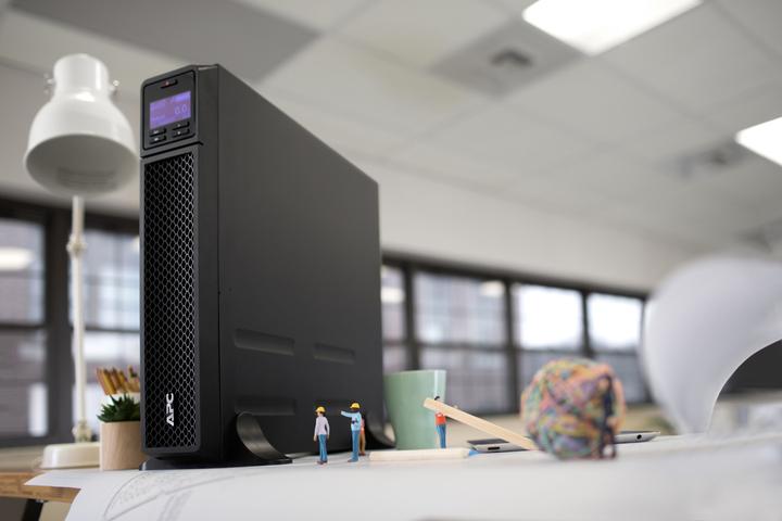 Produktbild APC Usv Srt3000xli, 3000va/2700w (3000 VA, 2700 W, Online-Doppelwandler USV)