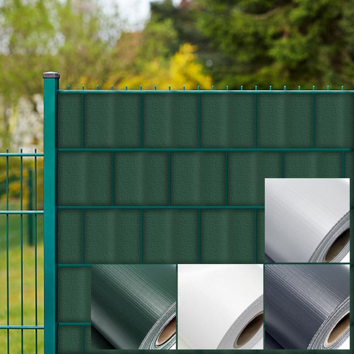Actual product image Wiltec Green Garden Fence Roll 35 m x 19 cm, made of 650 g/m² PVC with 20 Clips (3500 cm)