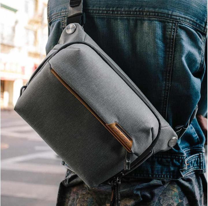 Actual product image Peak Design Everyday Sling (Kamera Bereitschaftstasche, 10 l)