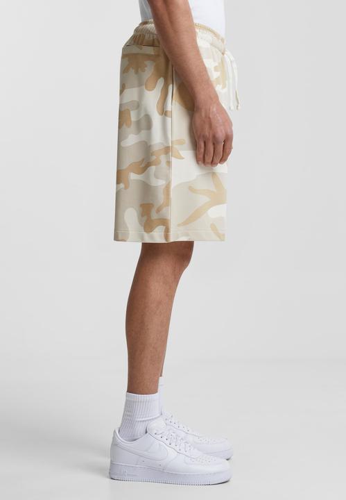 Actual product image Urban Classics Easy Camo Shorts - 161161 (XL)