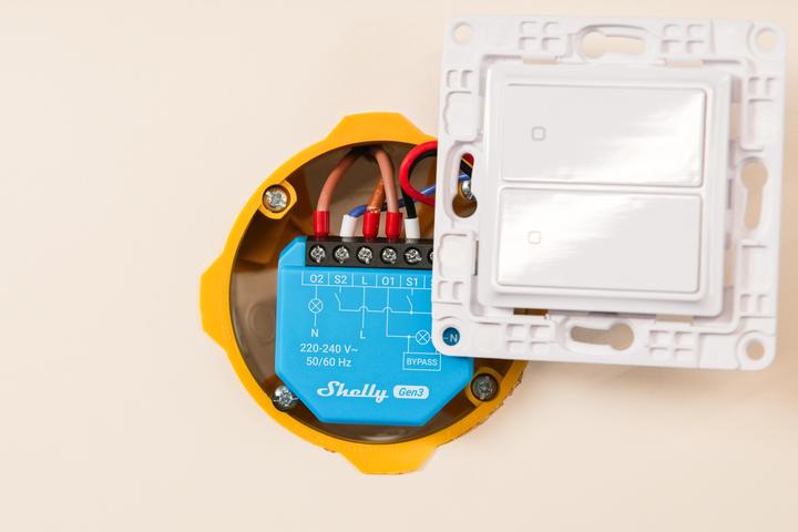 Actual product image Shelly 2L Gen3 (Switch actuator)
