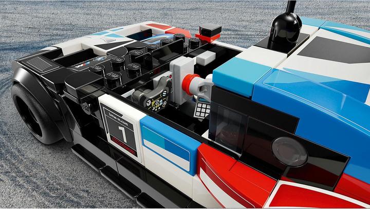 Actual product image LEGO BMW M4 GT3 & BMW M Hybrid V8 racing car (76922, LEGO Speed Champions)